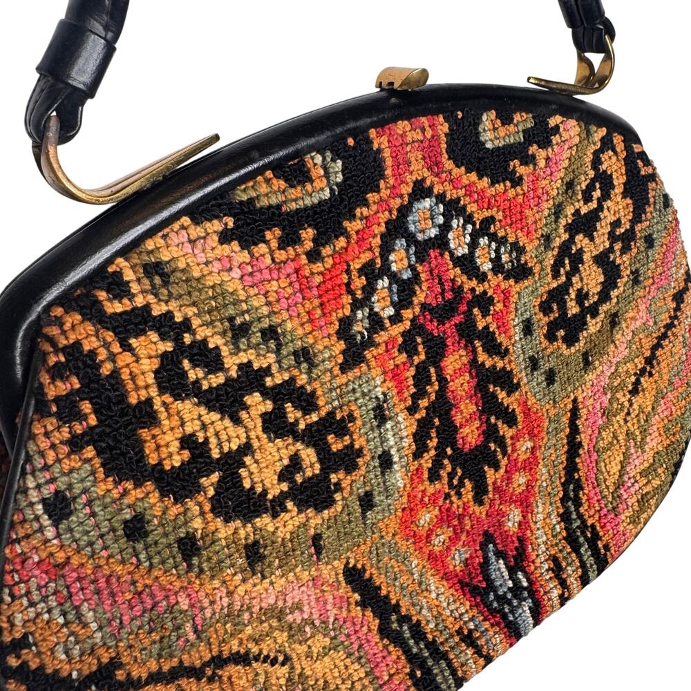 Vintage L&M Lowy & Mund Needlepoint Tapestry Kiss Lock Top Handle Handbag USA